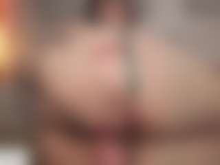 itscammieee's Live Sex Cam Show