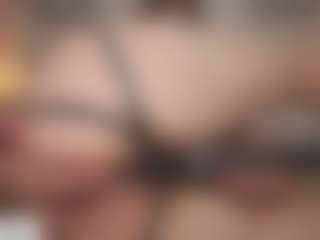 itscammieee's Live Sex Cam Show