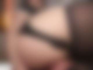 itscammieee's Live Sex Cam Show