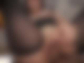 itscammieee's Live Sex Cam Show