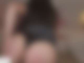 Live cam show with itscammieee - Deepthroat on nudelive.tv