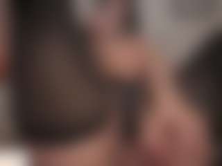 Live cam show with itscammieee - Strip on CSO-WL