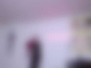 LUISIANA COX's Live Sex Cam Show
