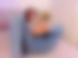 Live cam show with riley-bensongh - Tittyfuck on luckytryst.com