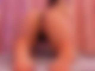 riley-bensongh's Live Sex Cam Show