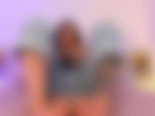Live cam show with riley-bensongh - Tittyfuck on Camming Site