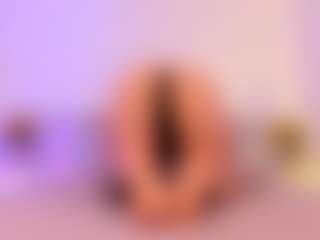 Live cam show with riley-bensongh - Ride Torso on AdultVida.com