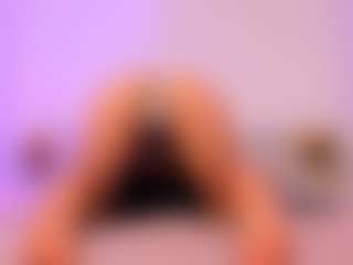 Live cam show with riley-bensongh - Ride Torso on fapnchat