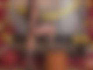 Live cam show with riley-bensongh - Ride Torso on Cam Slut