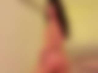riley-bensongh's Live Sex Cam Show