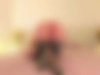 riley-bensongh's Live Sex Cam Show