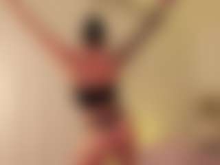 riley-bensongh's Live Sex Cam Show