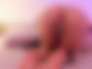 Live cam show with riley-bensongh - Dildo Brown Hair on Camsoda