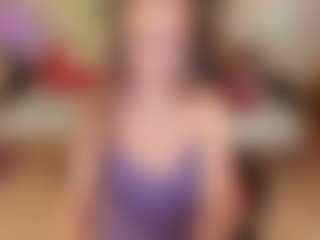 Live cam show with Vanessabeautyy - Green Eyes on Mixed Magazine Live