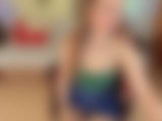 Live cam show with Vanessabeautyy - Oil on Camsoda