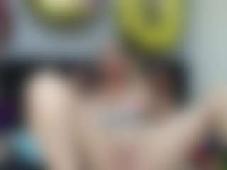 Live cam show with ThaliaTitis - Fingers on Camsoda