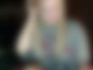 Live cam show with Amy-nymph - Rub on Camsoda