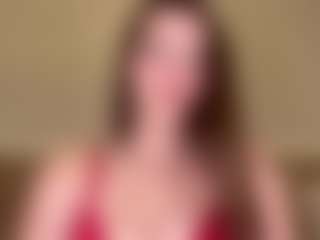 Live cam show with Julia Capulet - Asshole Curvy on StripNow