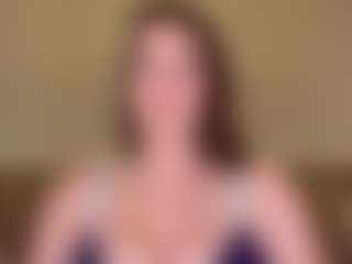 Live cam show with Julia Capulet - Blowjob on sexylive.show