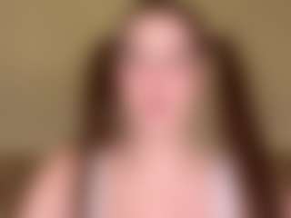 Live cam show with Julia Capulet - Amateur Toys on Hubzter Live