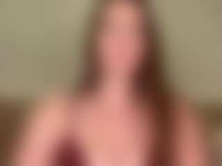 Live cam show with Julia Capulet - Lovense on xxxlivecams.org