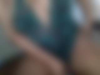 Caylenge's Live Sex Cam Show