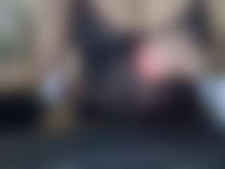 Live cam show with Caylenge - Ebony on CamwithHer | united states