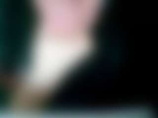 camdoll4u's Live Sex Cam Show