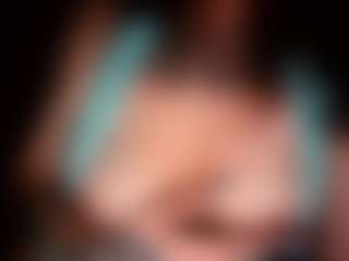 camdoll4u's Live Sex Cam Show