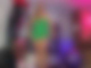 Live cam show with JuiceyGash - Blonde Hair on Milfs Live