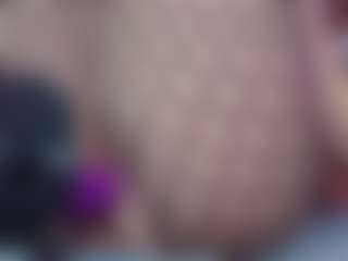 JuiceyGash's Live Sex Cam Show