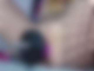 JuiceyGash's Live Sex Cam Show