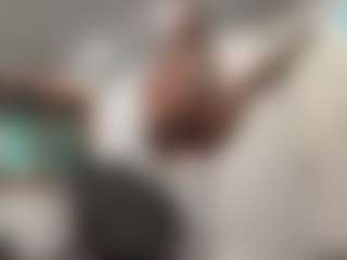 JuiceyGash's Live Sex Cam Show