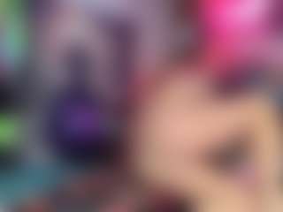 Live cam show with JuiceyGash - BBW on Stripli.com