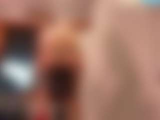Live cam show with JuiceyGash - Fingers on milfzrlive.com