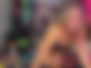 JuiceyGash's Live Sex Cam Show