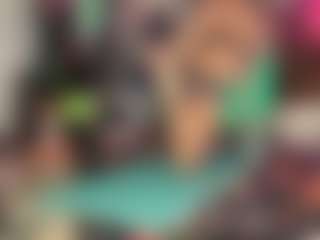 JuiceyGash's Live Sex Cam Show