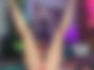 JuiceyGash's Live Sex Cam Show