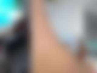 Live cam show with KylieSweet1 - Living Room on LiveSexCams6