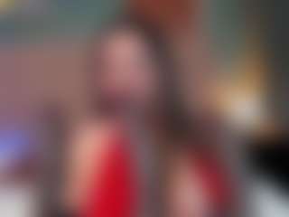 Karol-page MILF webcam performer live streaming