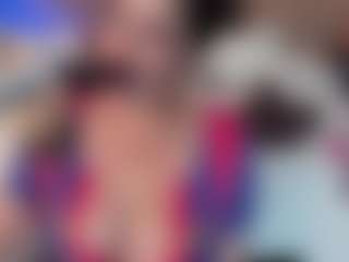 Karol-page MILF webcam performer live streaming