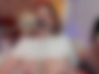 Live cam show with Karol-page - MILF on CamSodaAdn