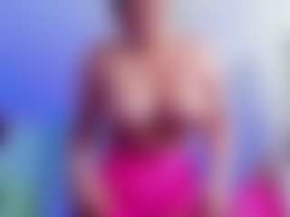 Live cam show with KarolPage - Skinny on Camsoda