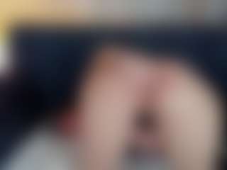 Linda's Live Sex Cam Show