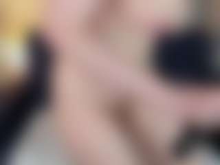 Live cam show with Linda - Blue Eyes on milfzrlive.com