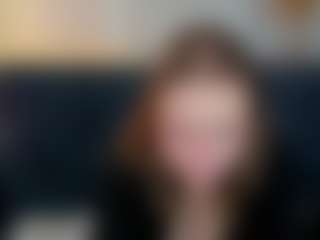 Live cam show with Linda - Legs on xDating