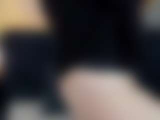 Live cam show with Linda - Gray Eyes on Milf Play