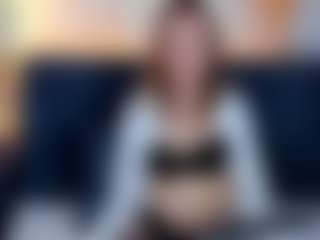 Live cam show with Linda - Doggy on AdultVida.com