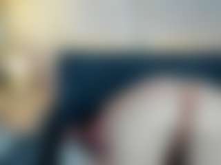 Live cam show with Linda - Gray Eyes on Camsoda