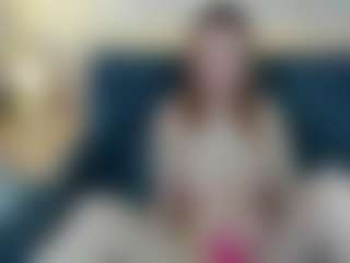 Live cam show with Linda - Legs on Dare Cams